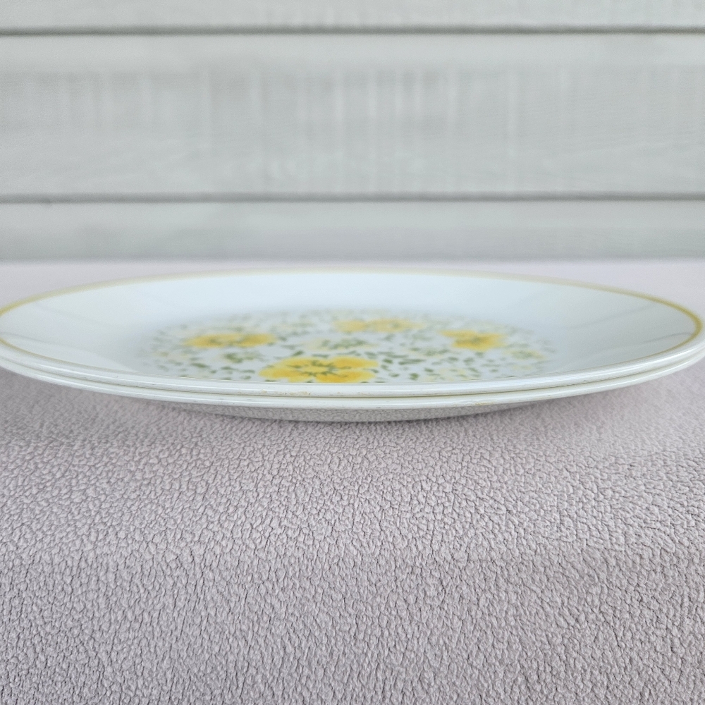 Vintage Corelle April Set Of 2 Dinner Plates 10 1/4” White Yellow Floral USA - Picture 9 of 10